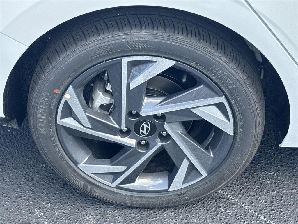 new 2025 Hyundai Elantra car, priced at $23,835