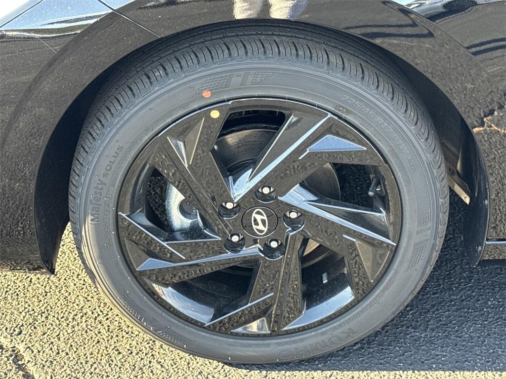 new 2026 Hyundai Elantra car, priced at $25,635