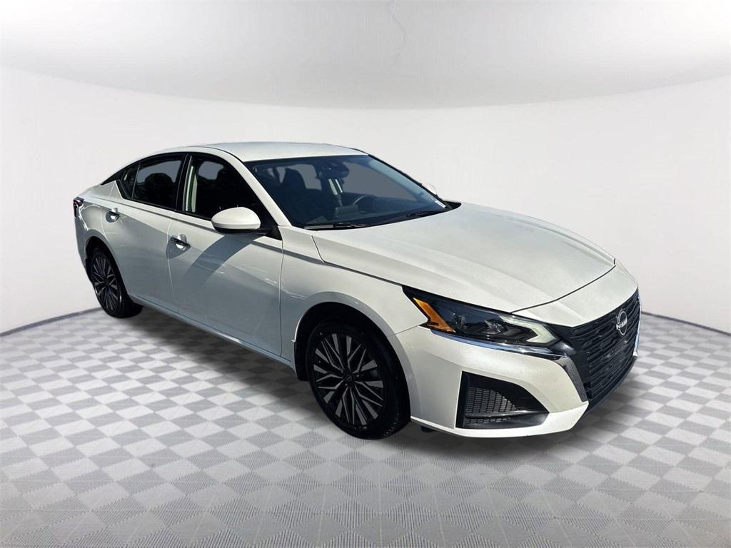 used 2023 Nissan Altima car, priced at $20,991