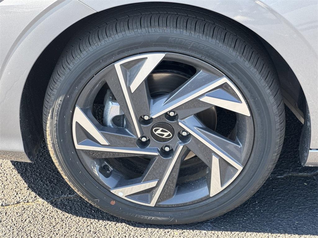 new 2025 Hyundai ELANTRA HEV car, priced at $27,085