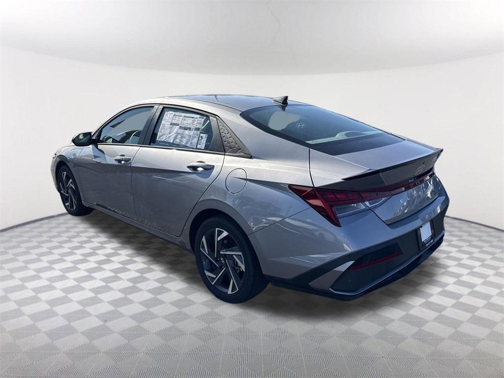 new 2025 Hyundai ELANTRA HEV car, priced at $27,085