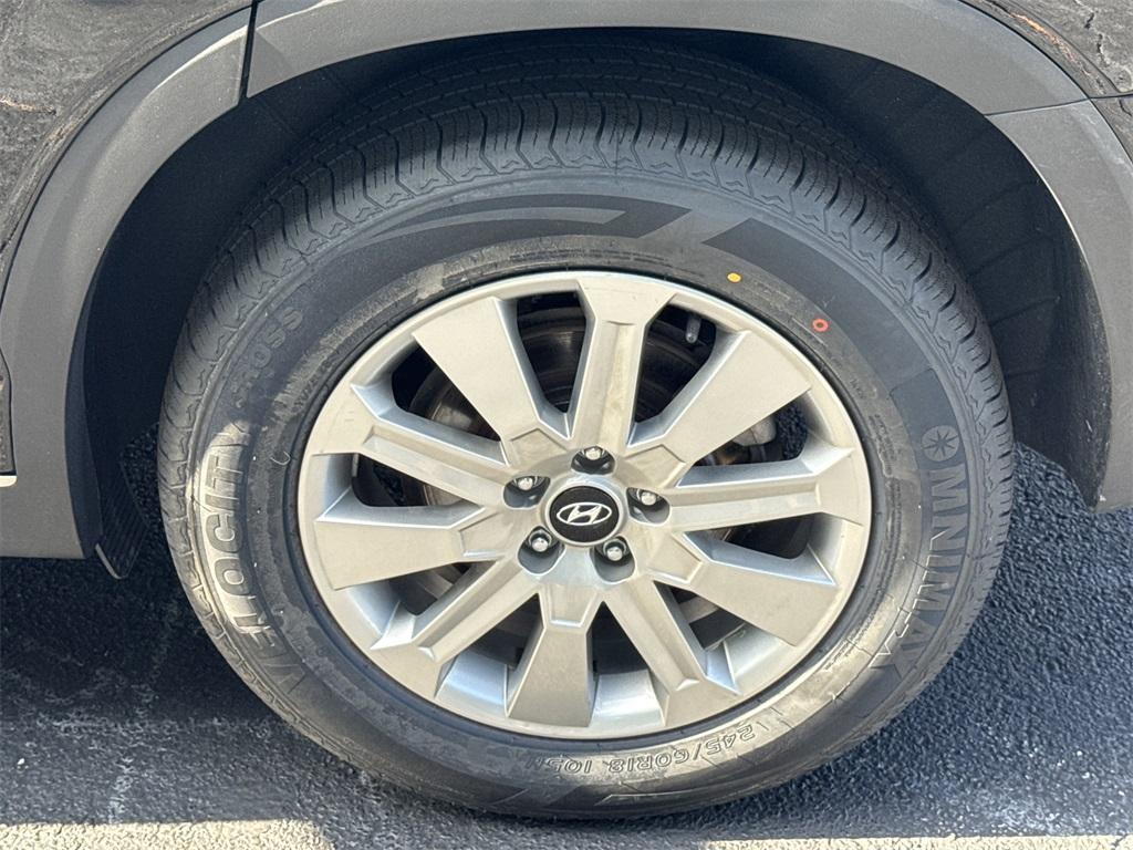 used 2025 Hyundai Palisade car, priced at $35,294