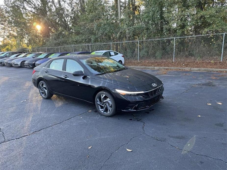 new 2025 Hyundai Elantra car, priced at $26,265