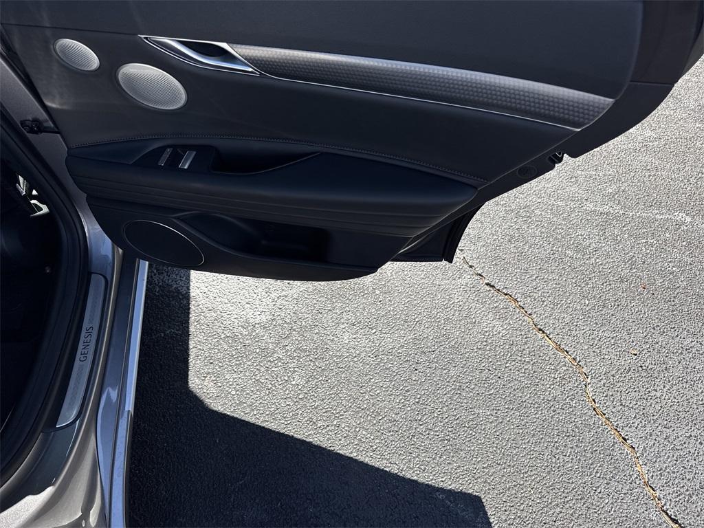 new 2026 Genesis G80 car, priced at $72,320