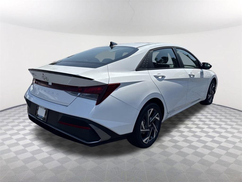 new 2025 Hyundai Elantra car, priced at $23,915