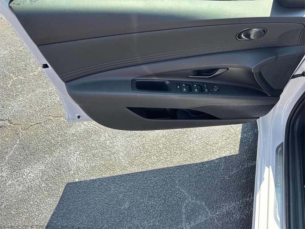 new 2025 Hyundai Elantra car, priced at $23,915