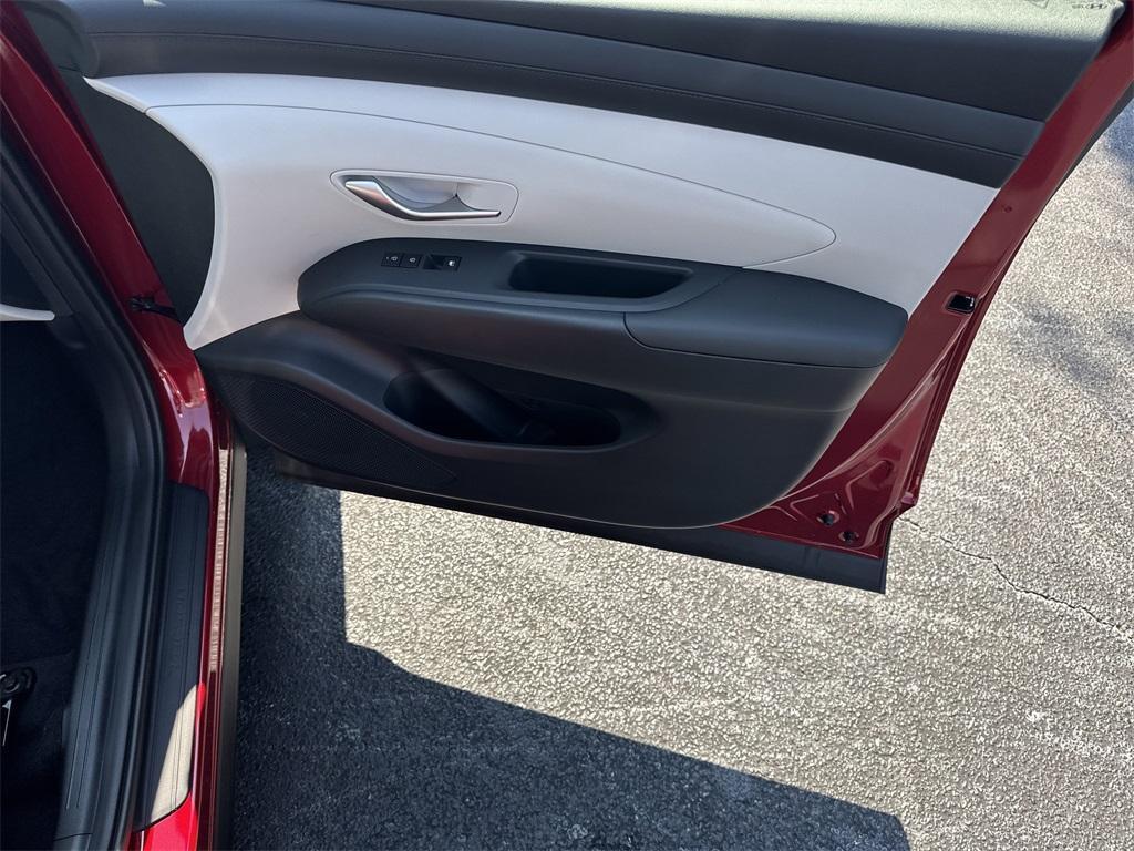 new 2026 Hyundai Tucson car, priced at $33,455