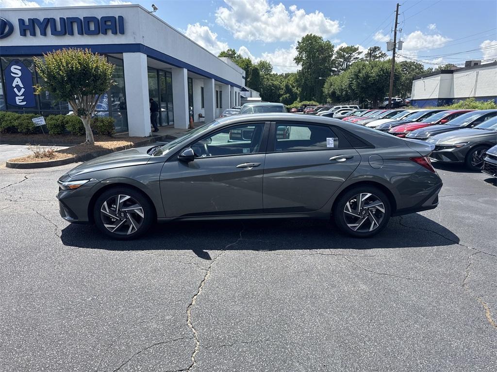 used 2025 Hyundai Elantra car, priced at $23,996