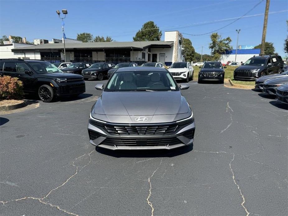 new 2025 Hyundai Elantra car, priced at $26,970