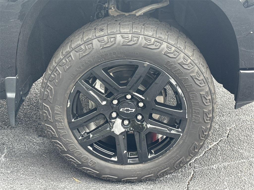 used 2024 Chevrolet Silverado 1500 car, priced at $42,394