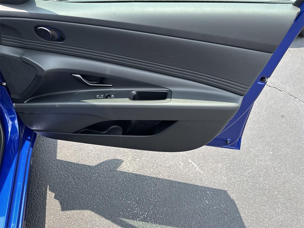new 2025 Hyundai Elantra car, priced at $23,280