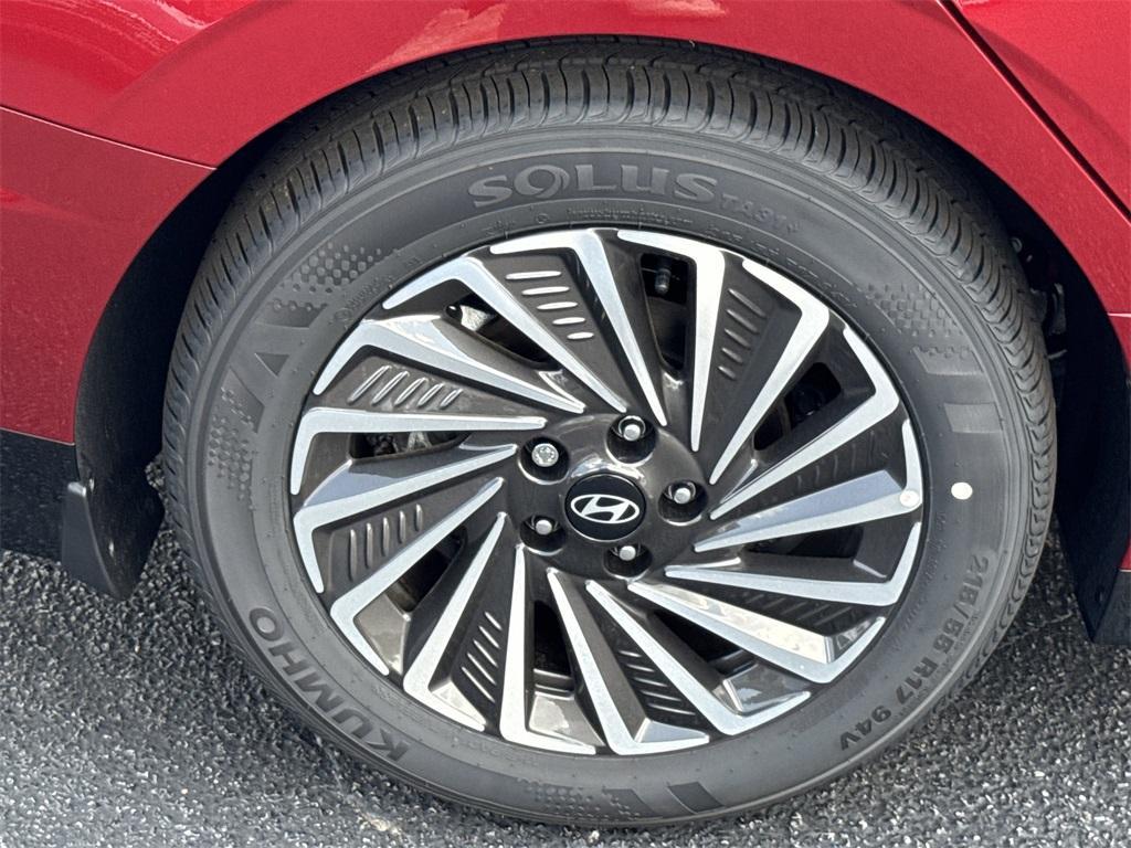 new 2025 Hyundai Sonata Hybrid car, priced at $31,835