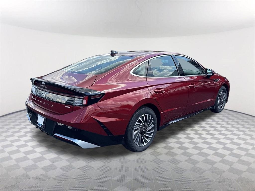 new 2025 Hyundai Sonata Hybrid car, priced at $31,835