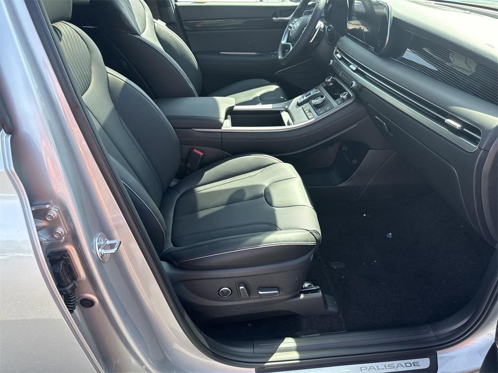 new 2025 Hyundai Palisade car, priced at $51,470