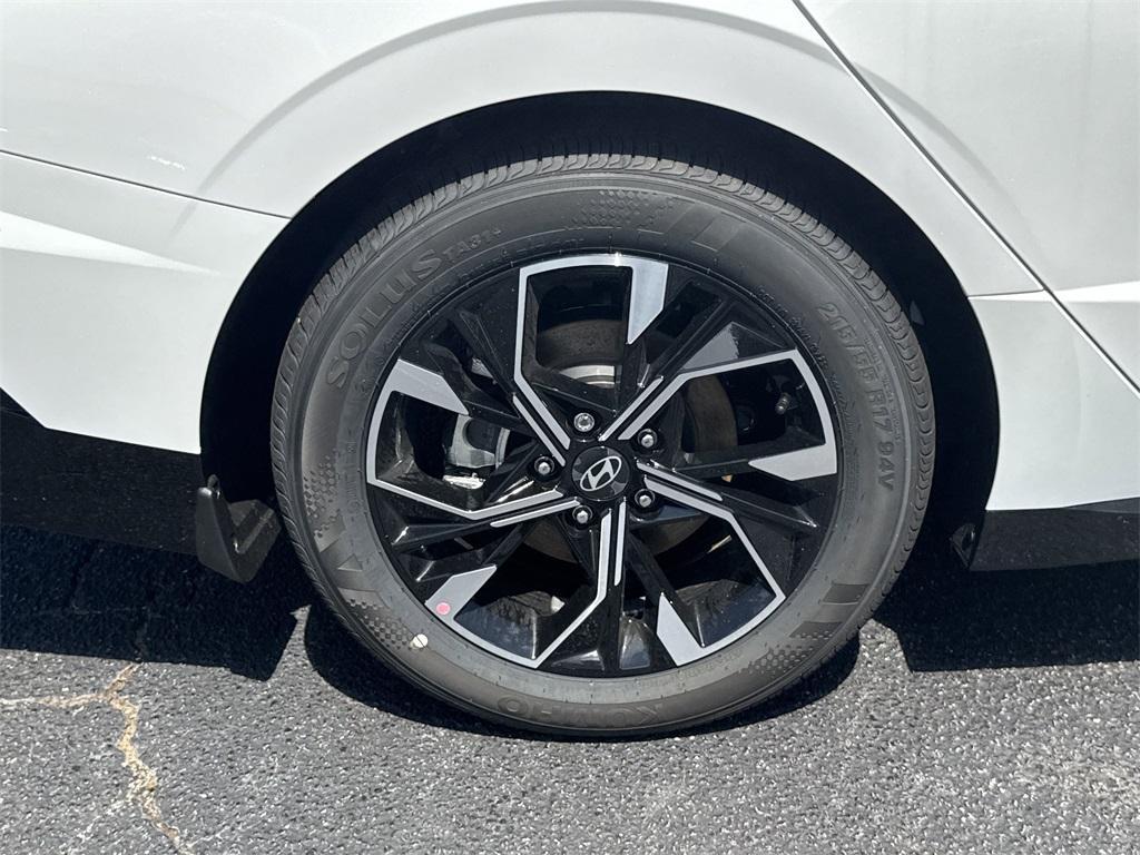 new 2025 Hyundai Sonata car, priced at $28,330
