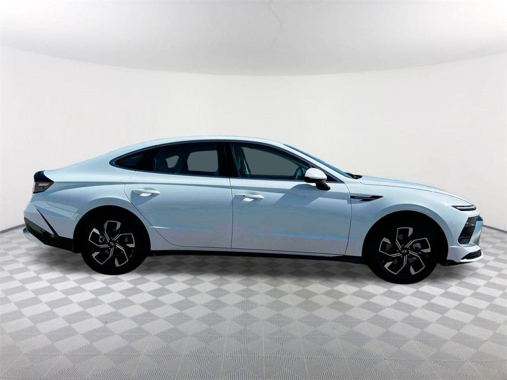 new 2025 Hyundai Sonata car, priced at $28,330