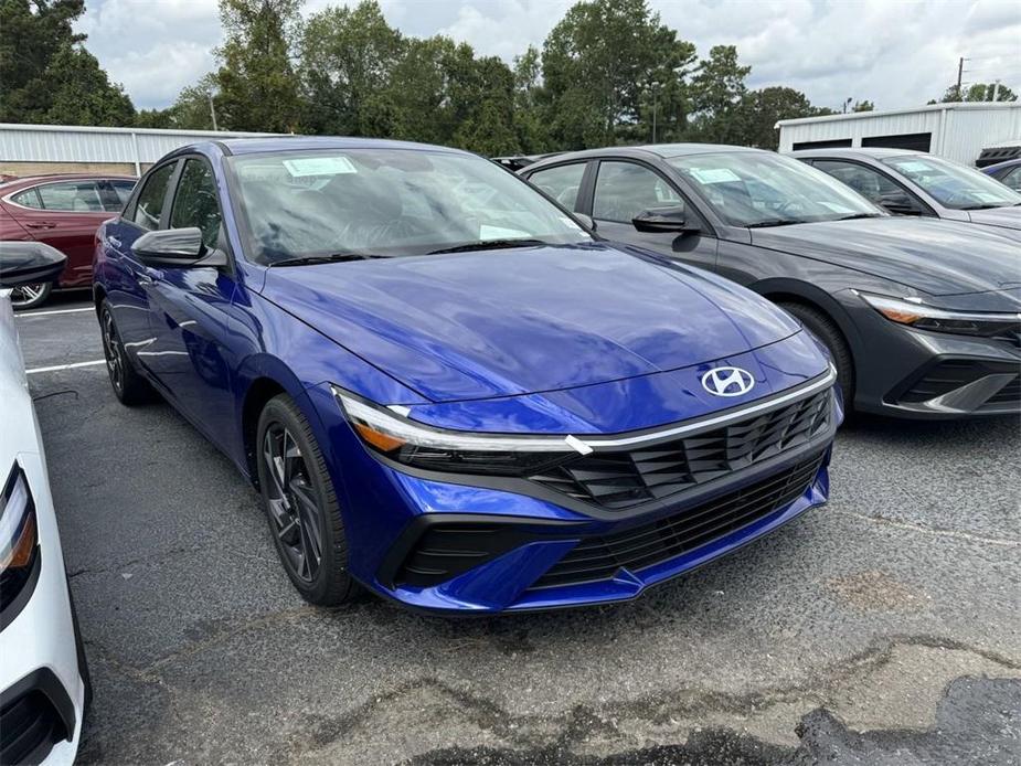 new 2025 Hyundai Elantra car, priced at $23,670