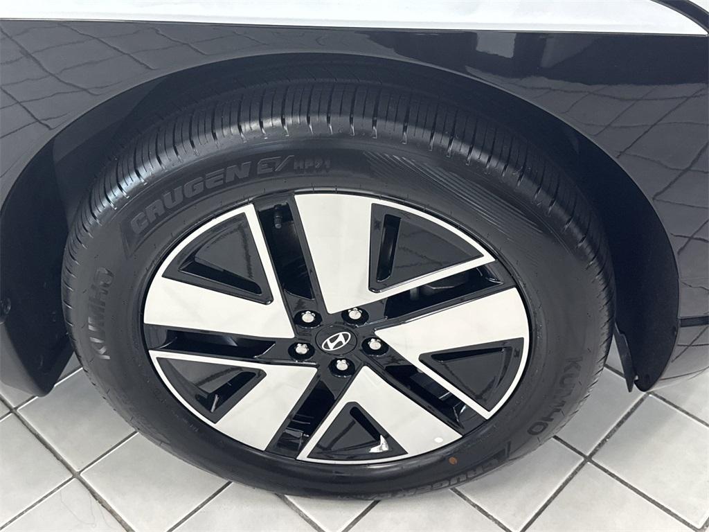 new 2026 Hyundai IONIQ 9 car, priced at $69,285