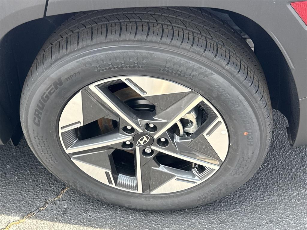 new 2025 Hyundai Tucson car, priced at $33,155