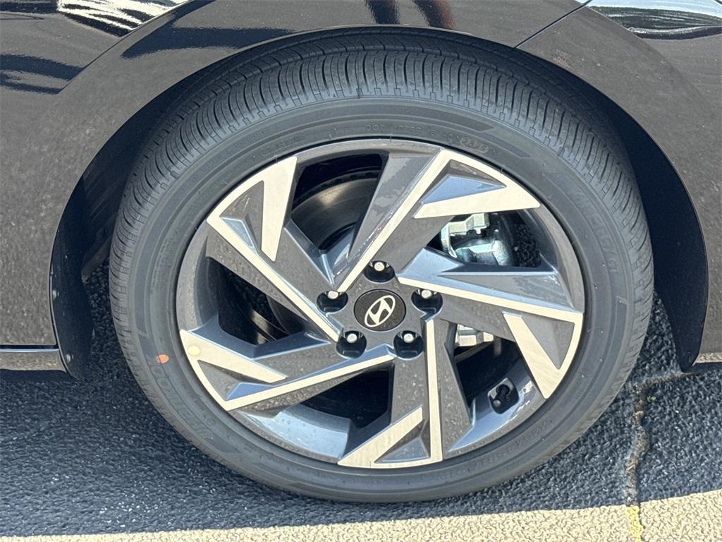 new 2025 Hyundai ELANTRA HEV car, priced at $29,460