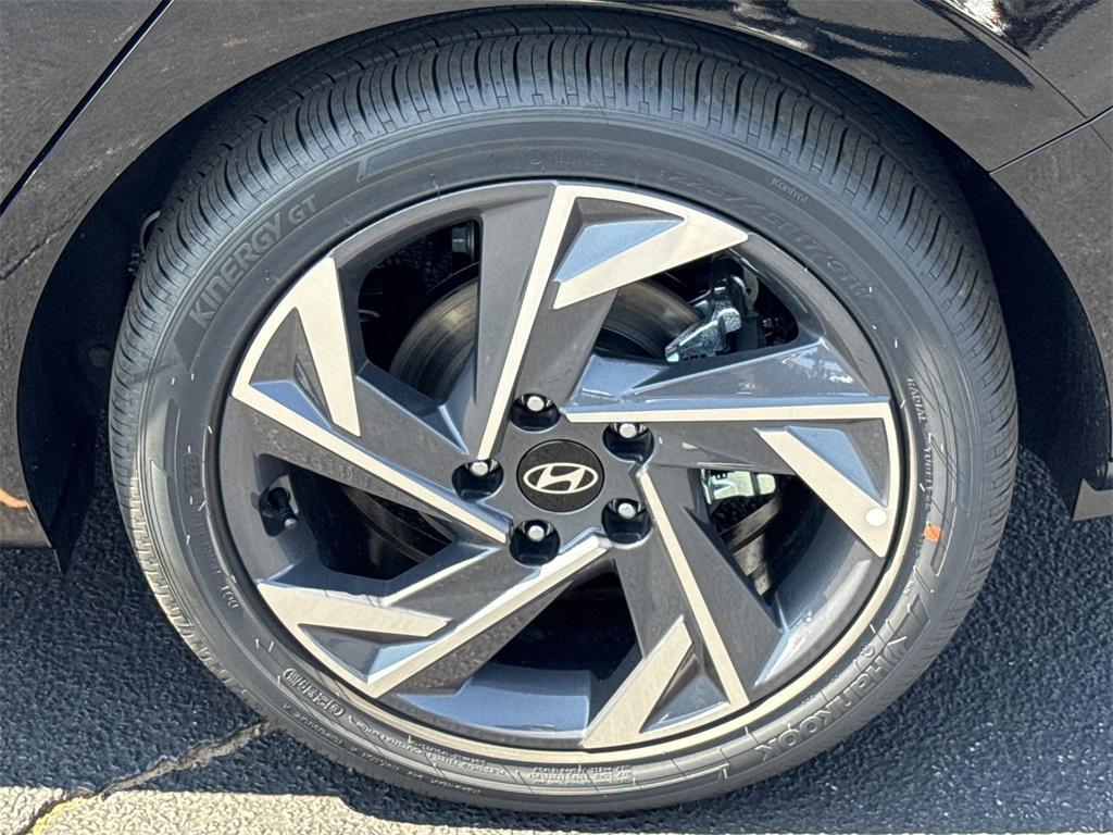 new 2025 Hyundai ELANTRA HEV car, priced at $29,460