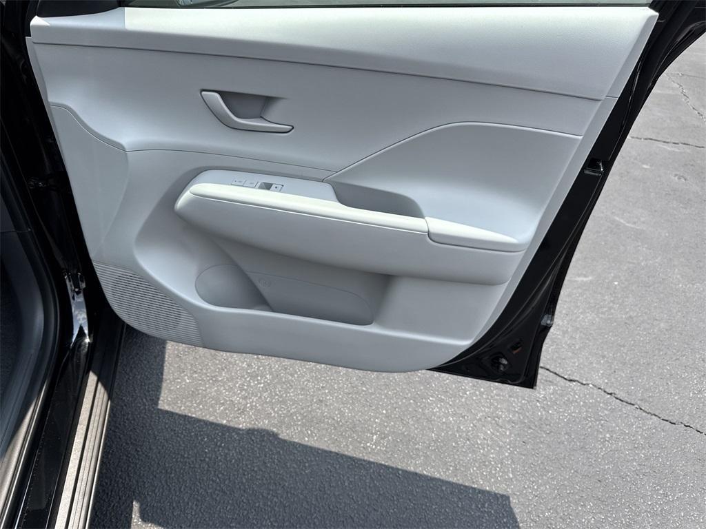 new 2025 Hyundai Kona car, priced at $26,095