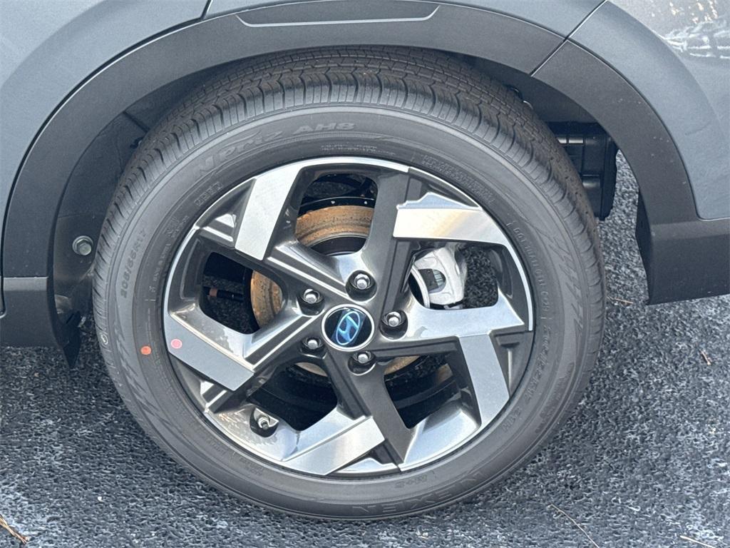 new 2026 Hyundai Venue car, priced at $25,220
