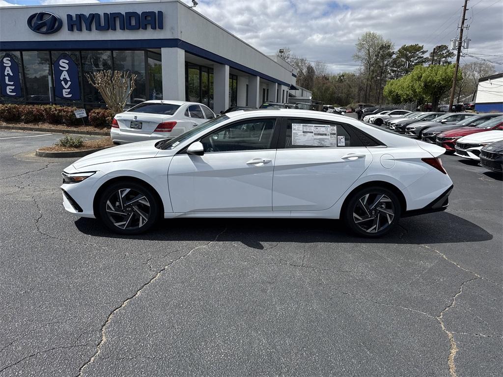 new 2025 Hyundai Elantra car, priced at $25,930