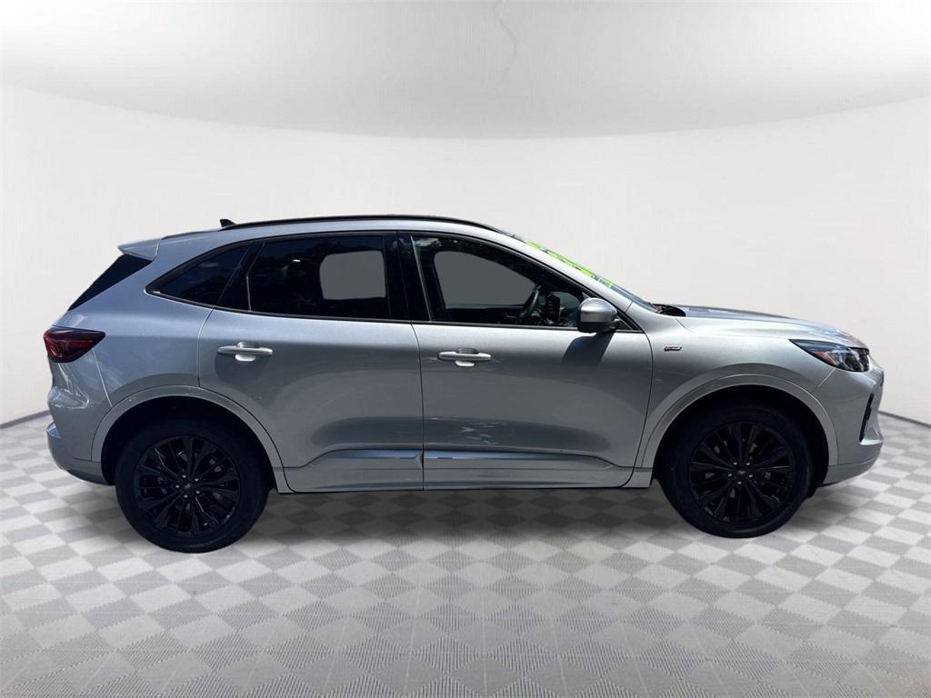 used 2023 Ford Escape car, priced at $24,892