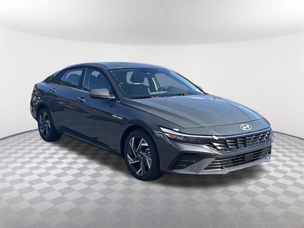 new 2025 Hyundai Elantra car, priced at $26,220