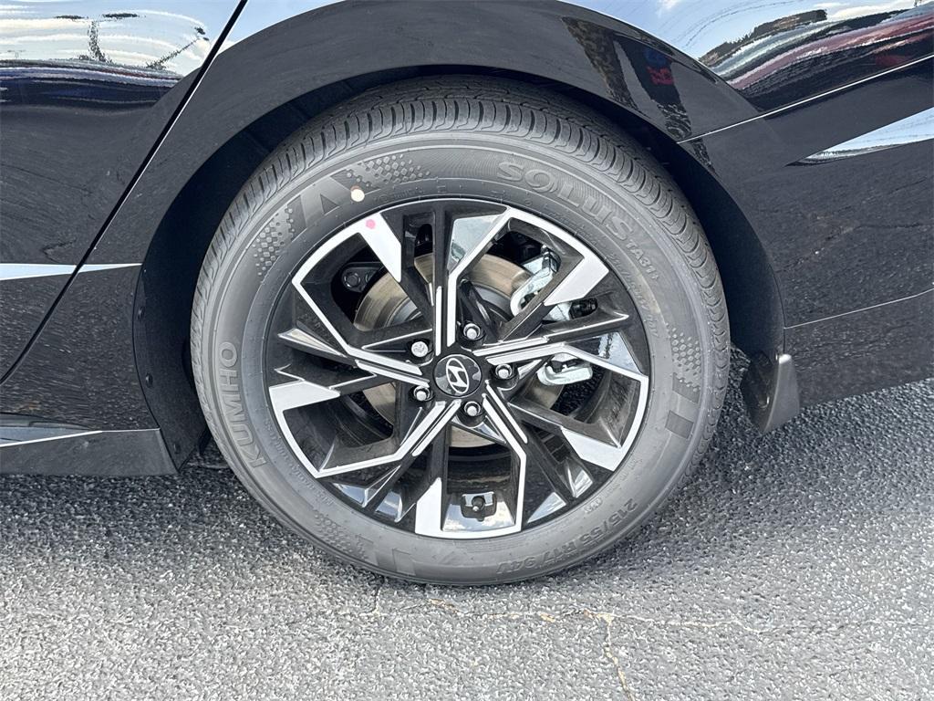 new 2025 Hyundai Sonata car, priced at $27,830