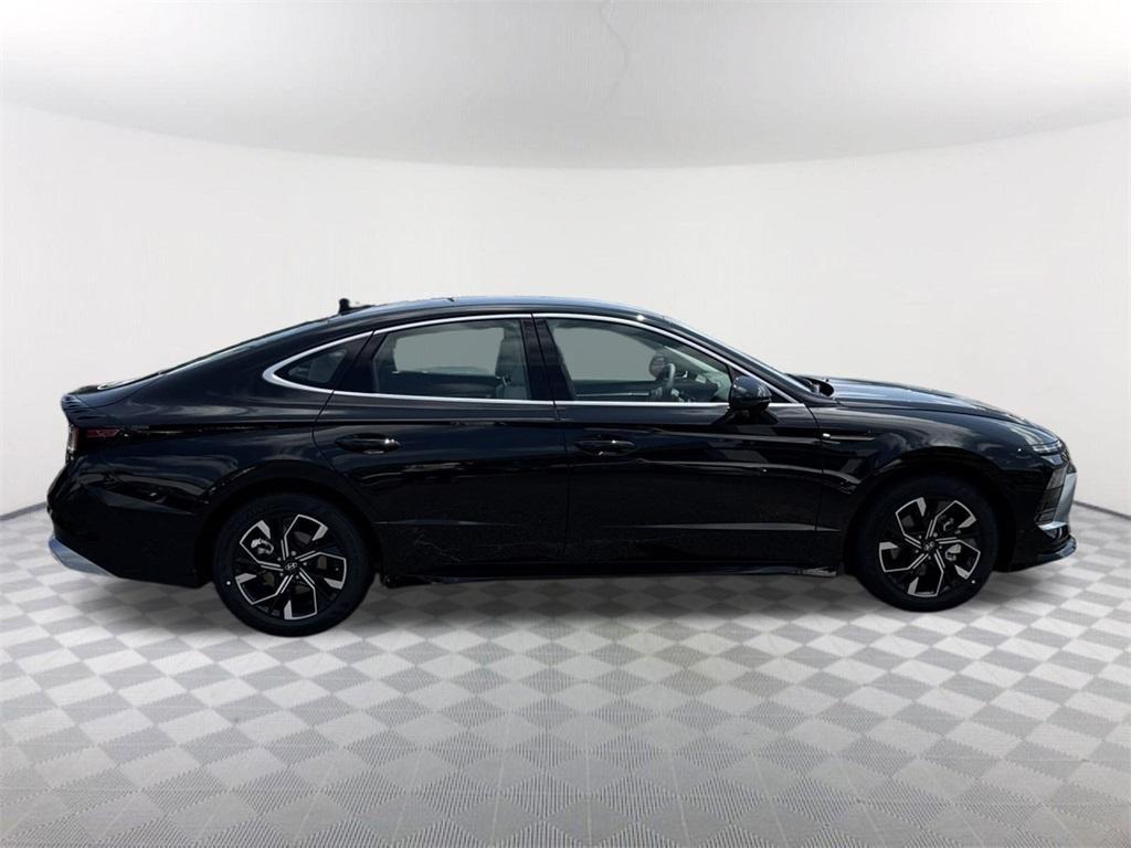 new 2025 Hyundai Sonata car, priced at $27,830