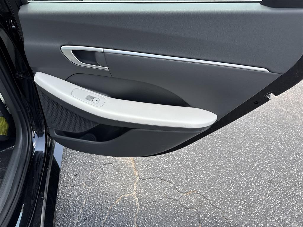 new 2025 Hyundai Sonata car, priced at $27,830