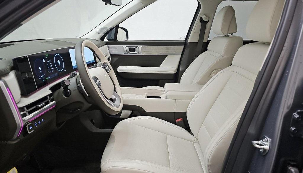 used 2025 Hyundai SANTA FE HEV car, priced at $42,991