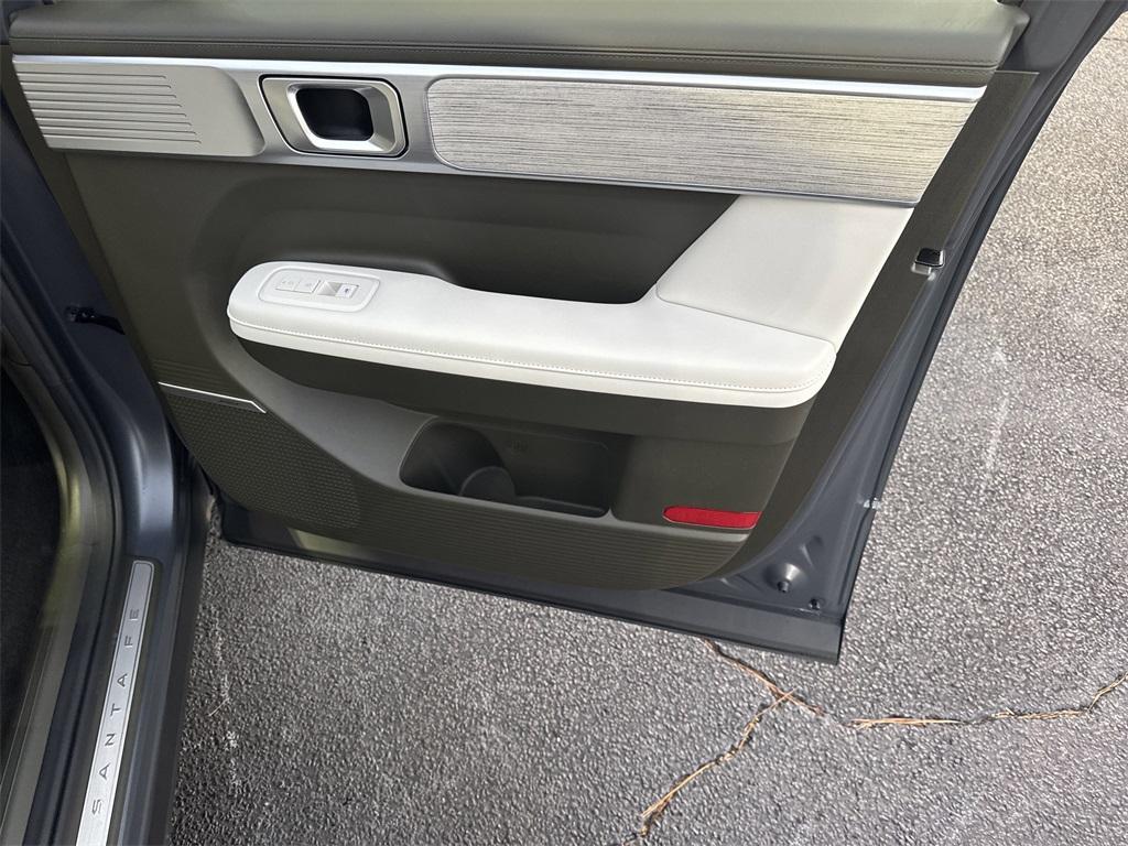 used 2025 Hyundai SANTA FE HEV car, priced at $42,891