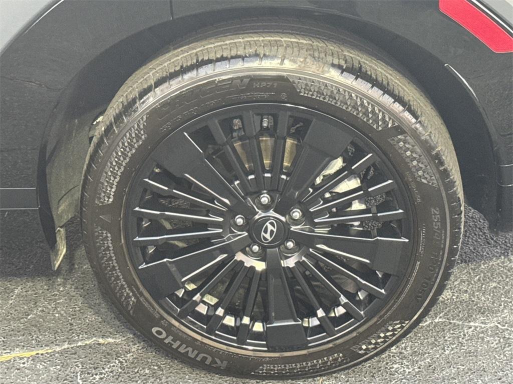 used 2025 Hyundai SANTA FE HEV car, priced at $42,891