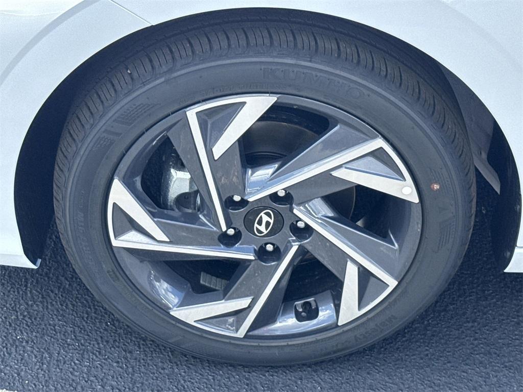 new 2025 Hyundai Elantra car, priced at $23,835