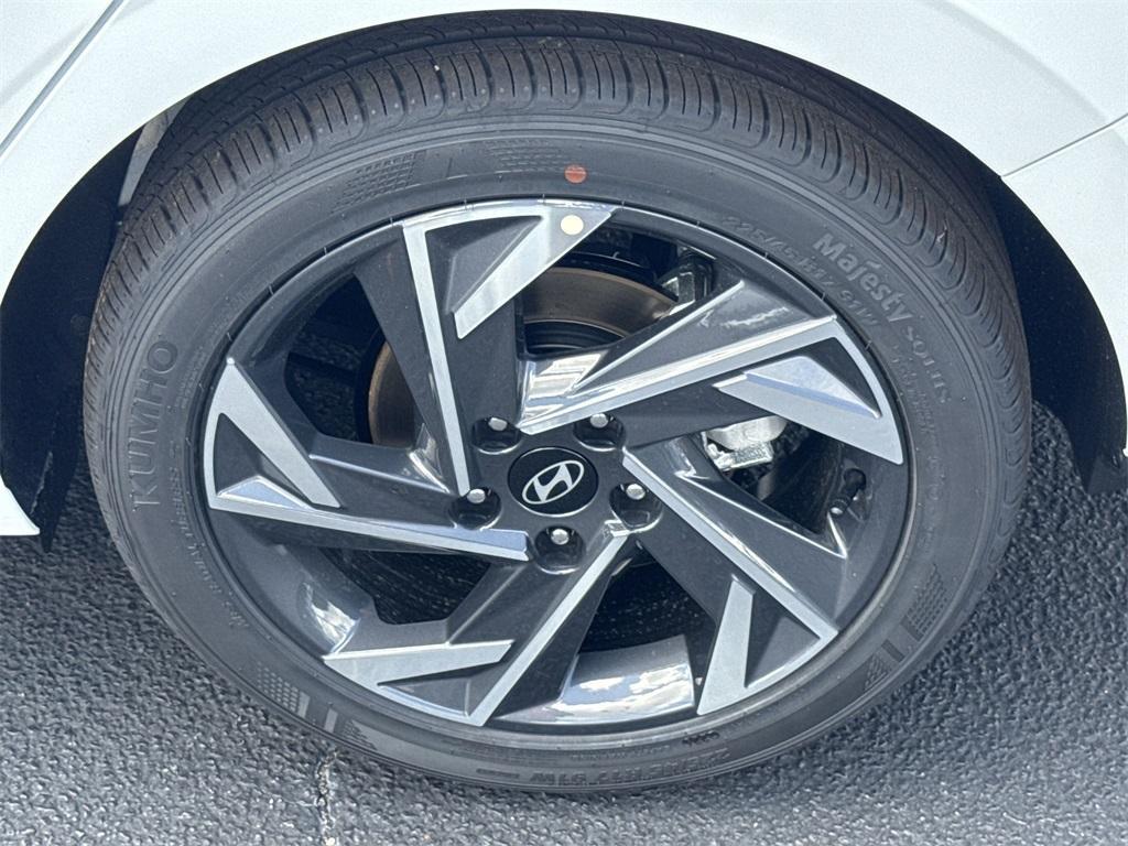 new 2025 Hyundai Elantra car, priced at $23,835