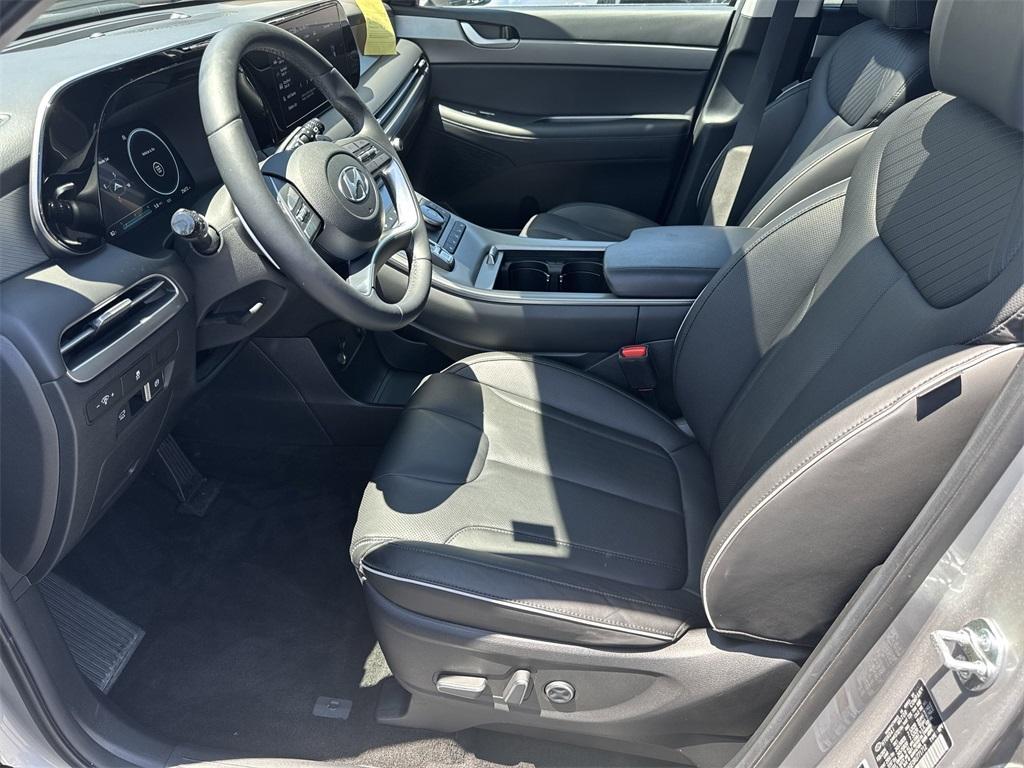 used 2024 Hyundai Palisade car, priced at $36,392