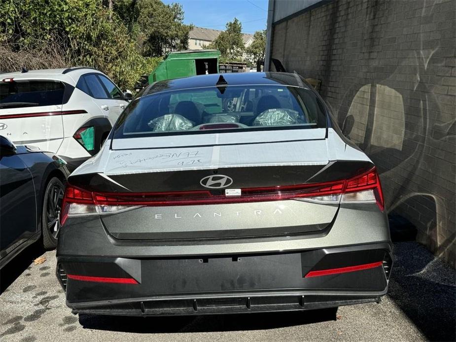 new 2025 Hyundai Elantra car, priced at $26,260