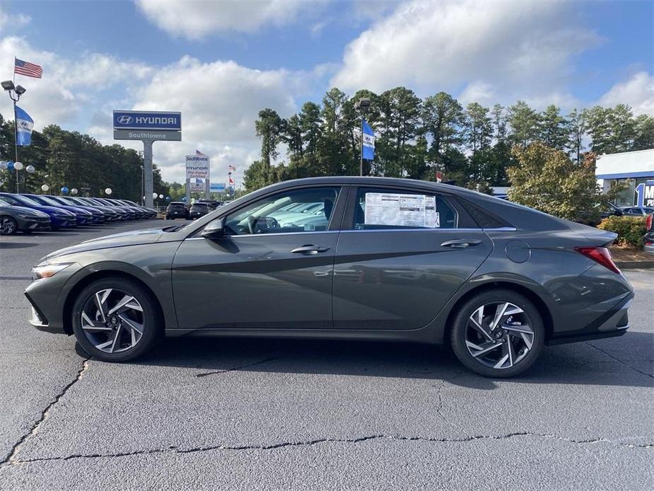 new 2025 Hyundai Elantra car, priced at $26,020