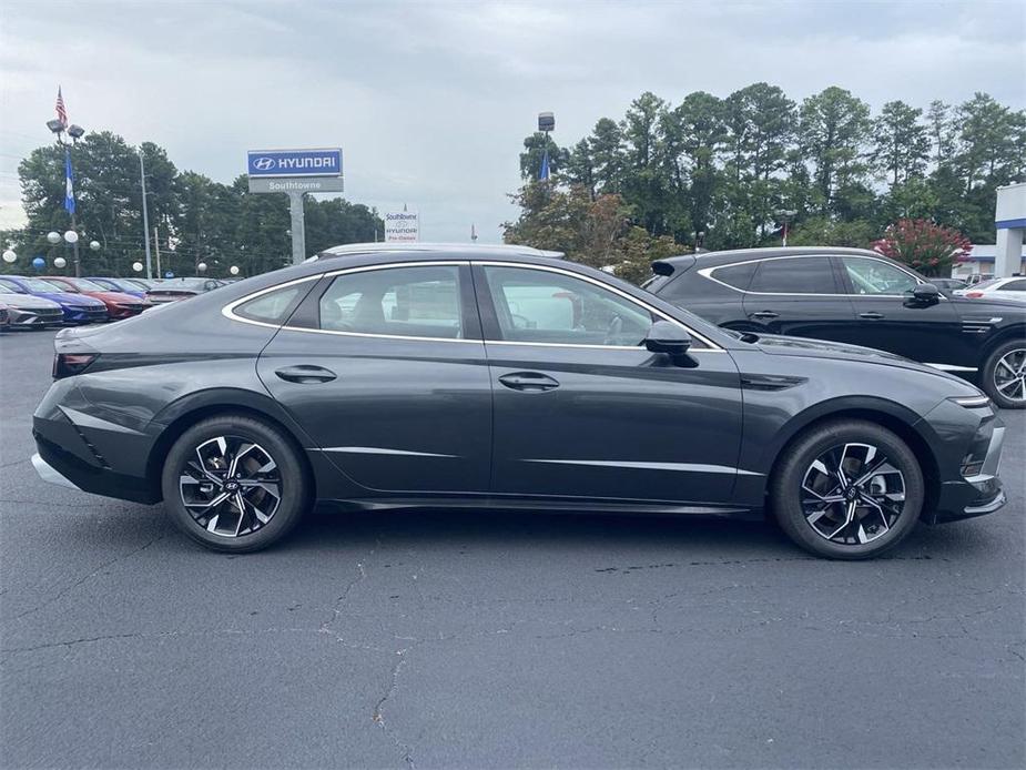 new 2024 Hyundai Sonata car, priced at $25,818