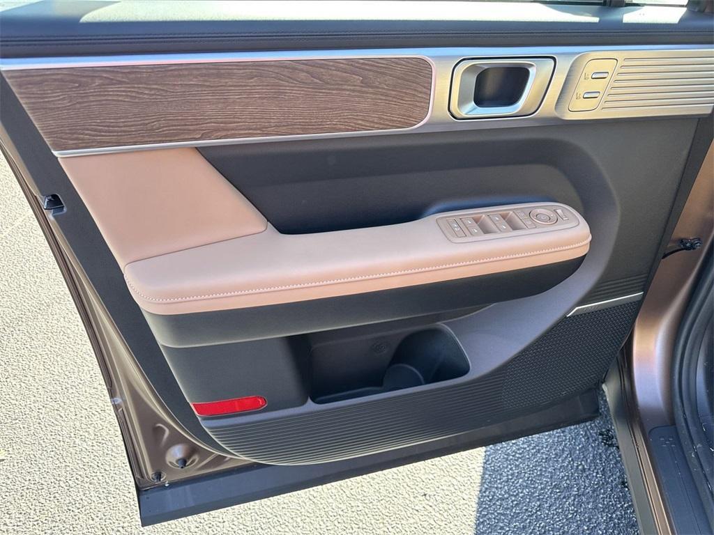 new 2025 Hyundai Santa Fe car, priced at $43,640