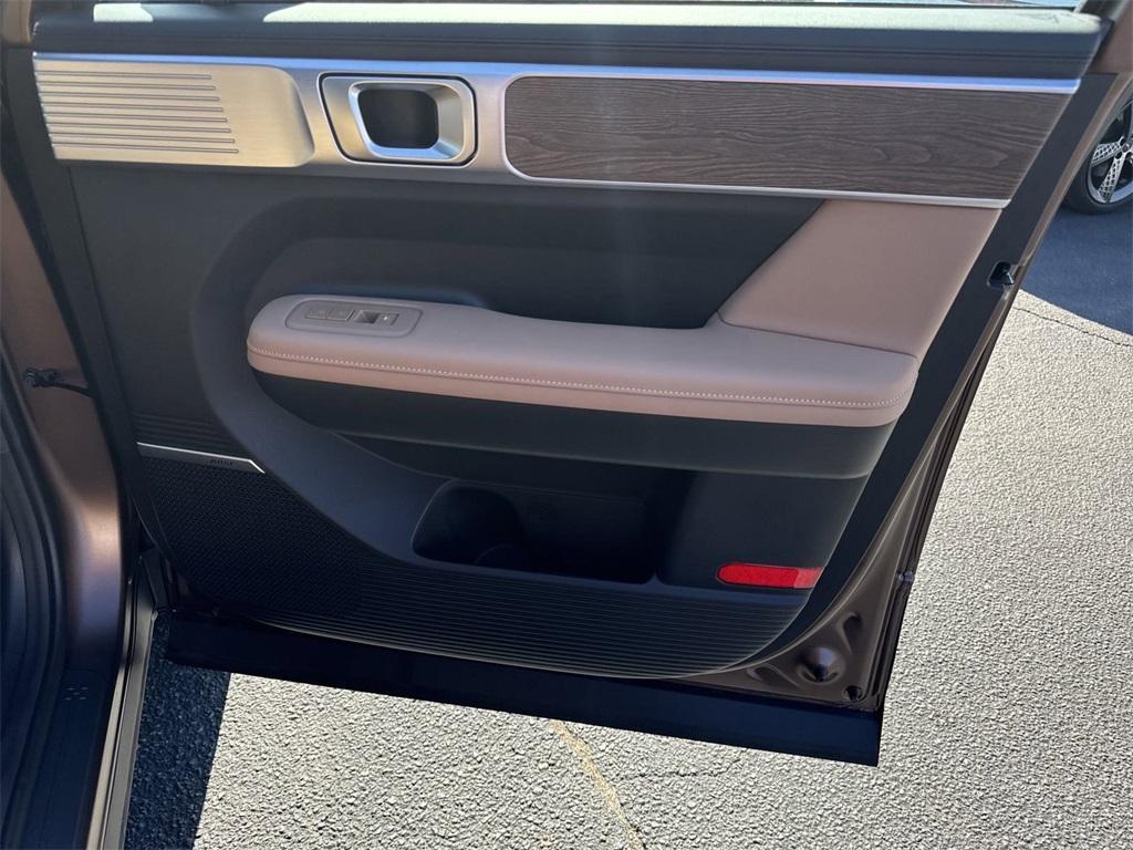 new 2025 Hyundai Santa Fe car, priced at $43,640