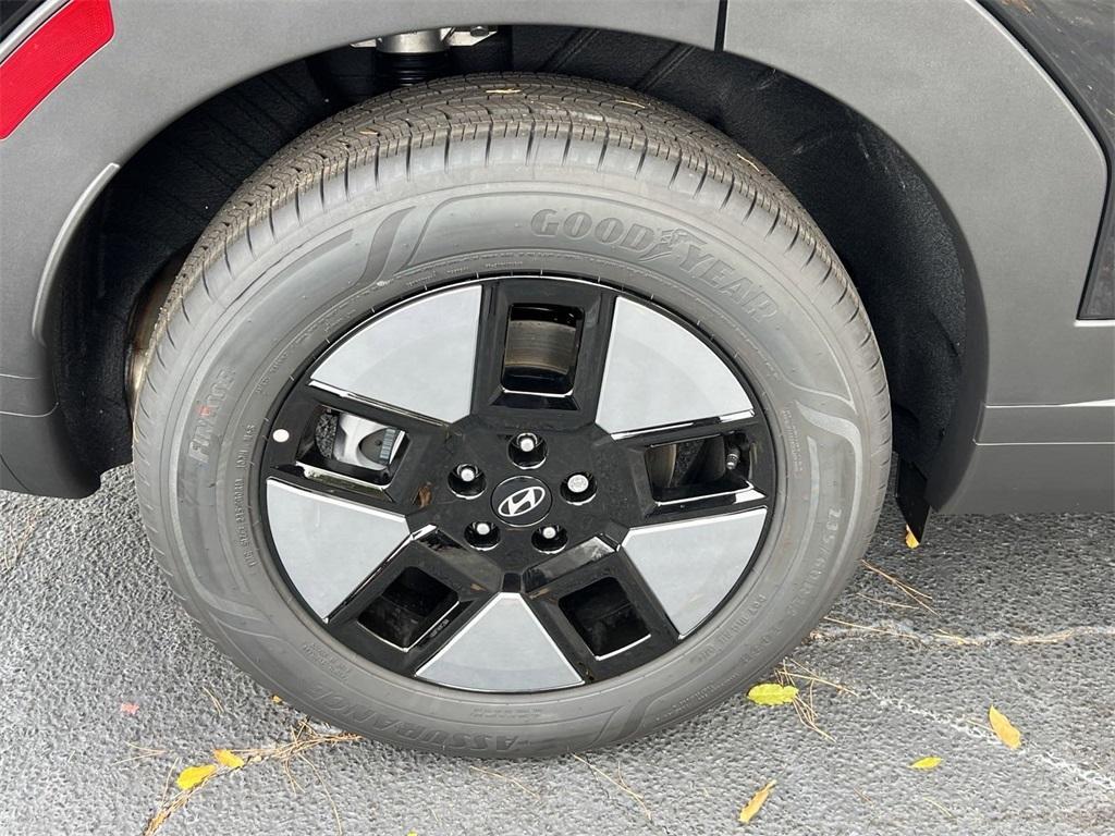 new 2025 Hyundai SANTA FE HEV car, priced at $37,360