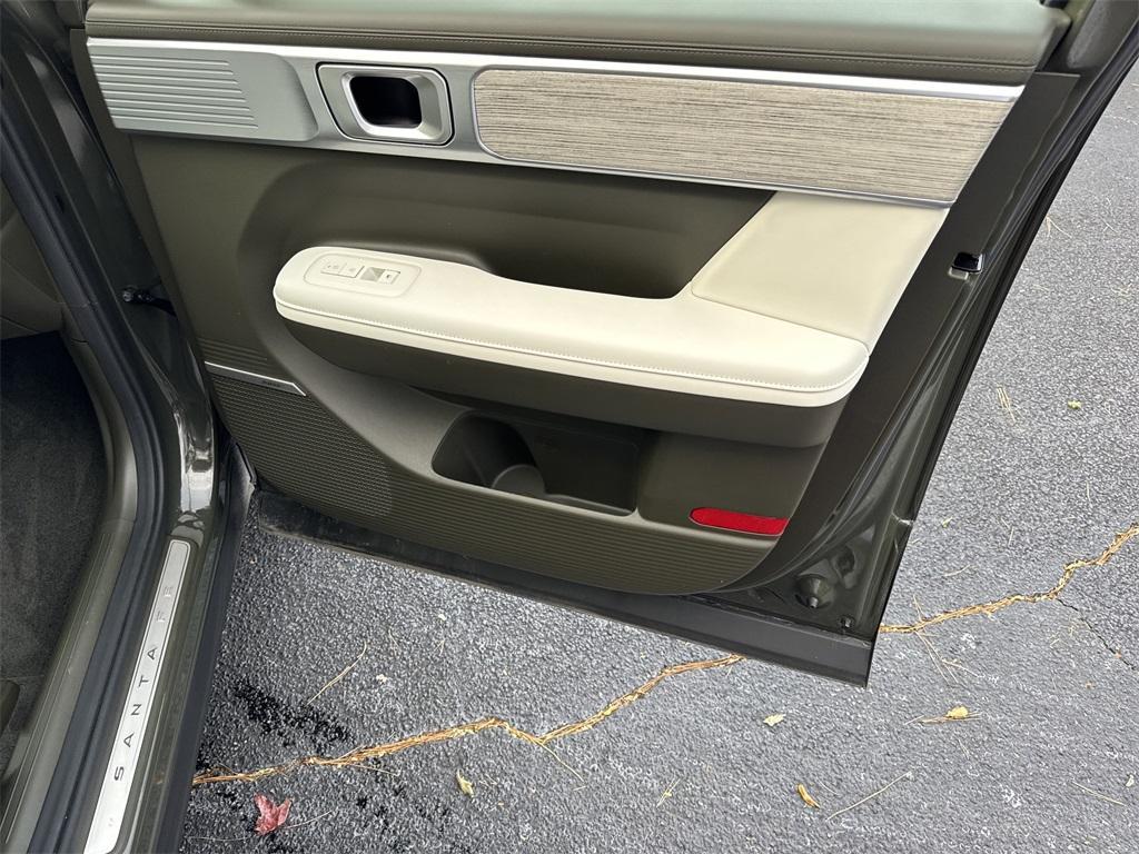 used 2025 Hyundai Santa Fe car, priced at $38,991