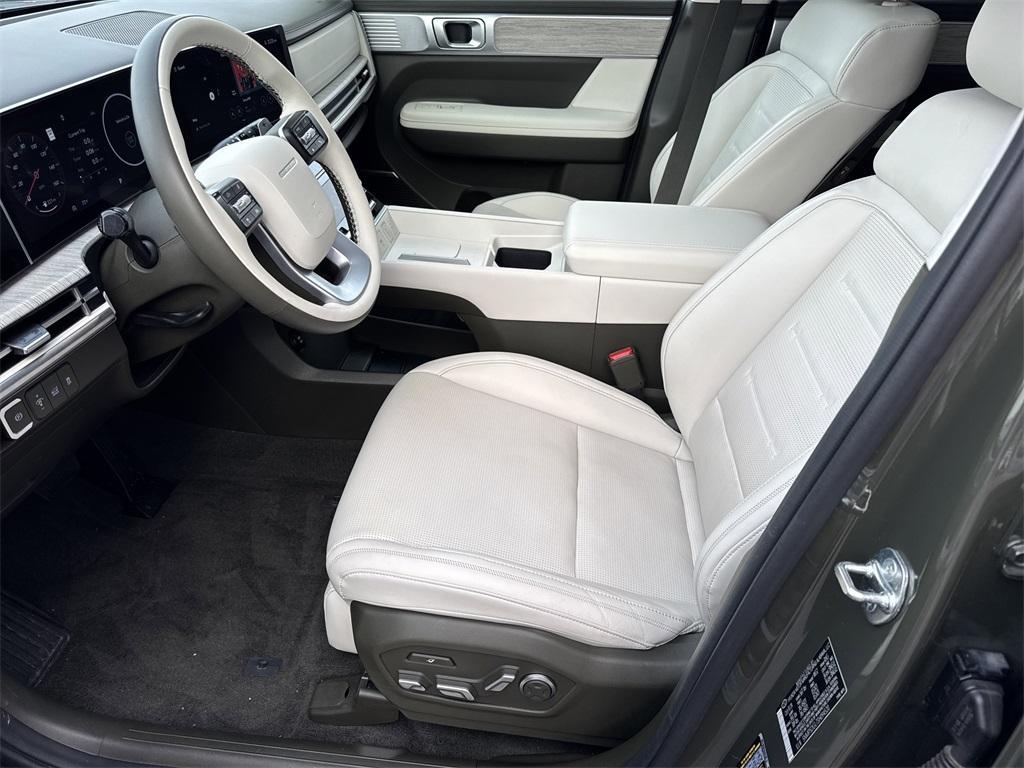 used 2025 Hyundai Santa Fe car, priced at $38,991