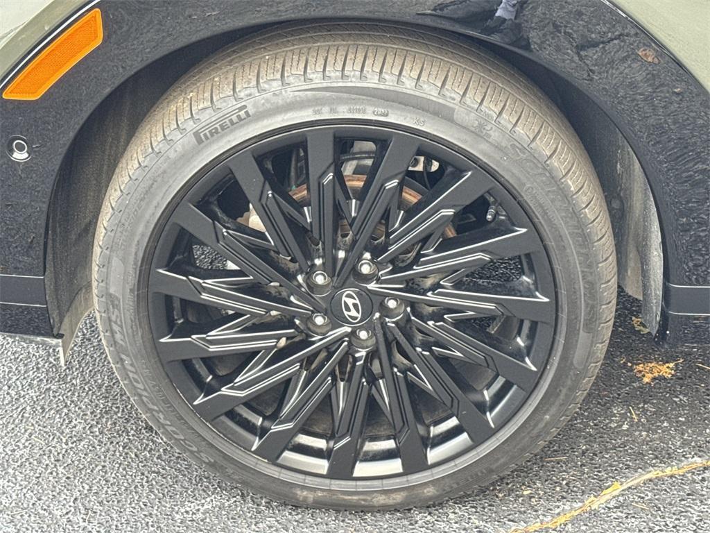 used 2025 Hyundai Santa Fe car, priced at $38,991