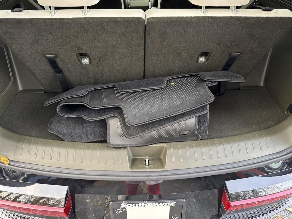 used 2025 Hyundai Santa Fe car, priced at $38,991