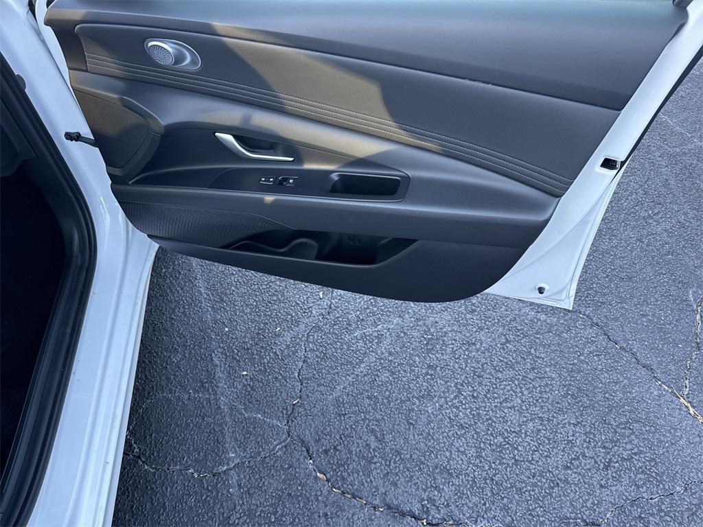 new 2025 Hyundai Elantra car, priced at $25,965